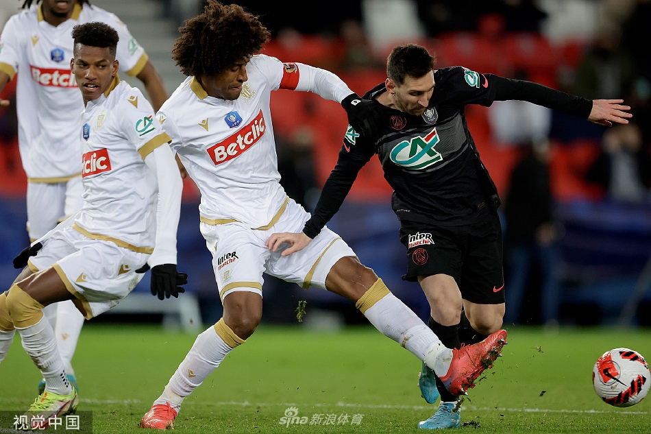 尼斯发布备战花絮，今晚完成体检，法国杯任务艰巨，医务组通报恢复的简单介绍